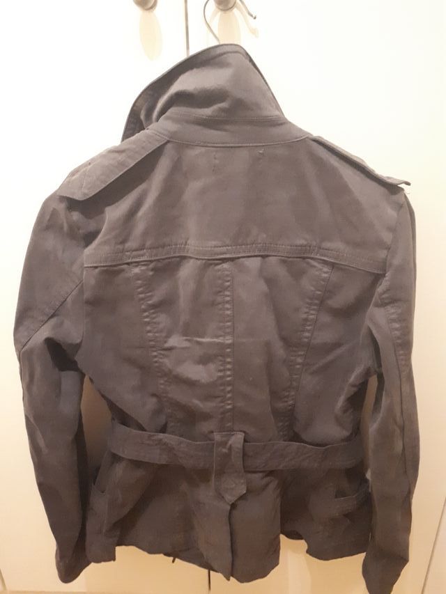 casaca gris mujer de Zara