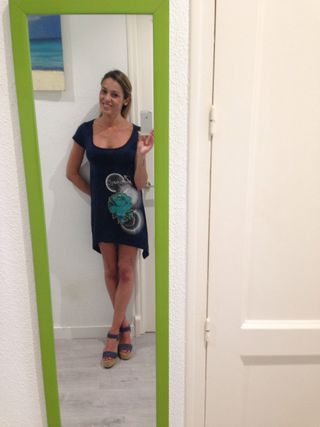 Vestidocamiseta larga Desigual de segunda mano por 30 € en Vestidocamiseta larga Desigual de segunda mano por 30 € en