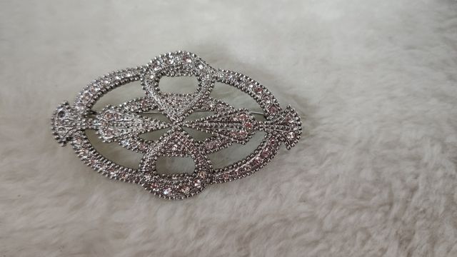 Gancho para sujetar el velo