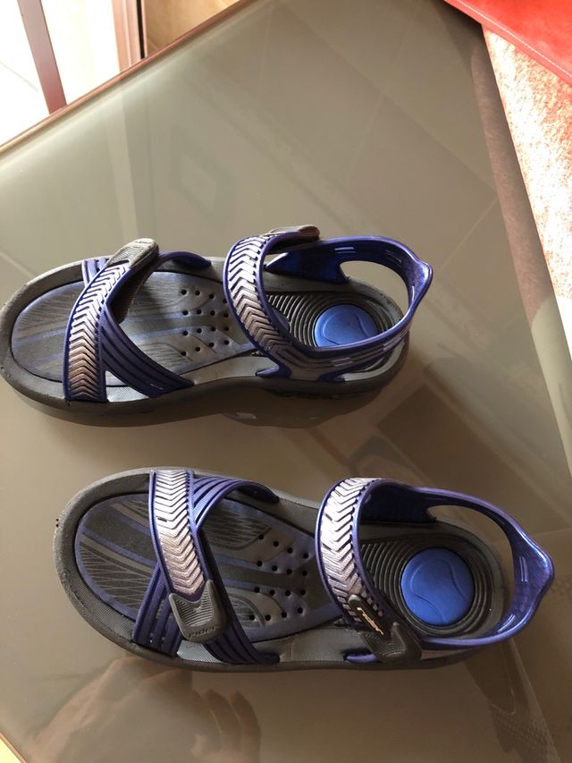 Sandalia de verano para playa y piscina