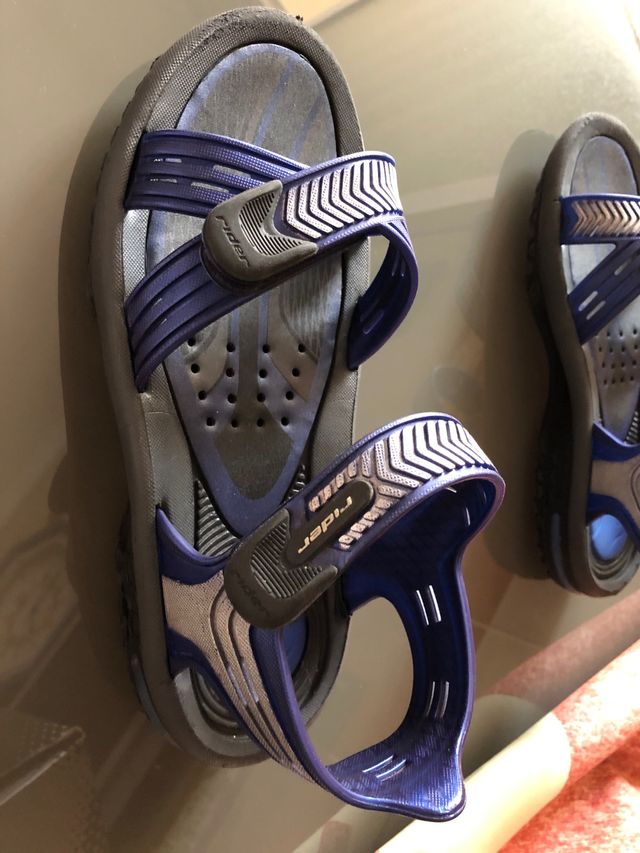 Sandalia de verano para playa y piscina