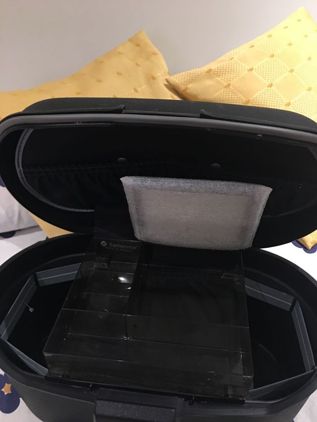 Neceser Samsonite color negro