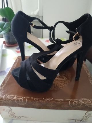 Sandalias Segunda En De Wallapop Fiesta Tacón Mano Móstoles jSUGMzVpLq