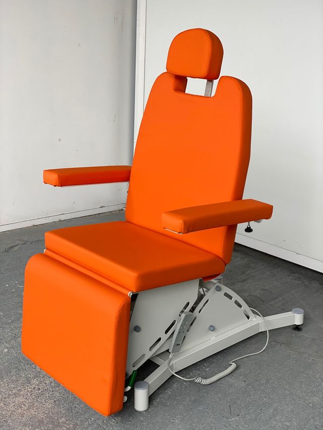 Sillon camilla estética y tratamiento electrico