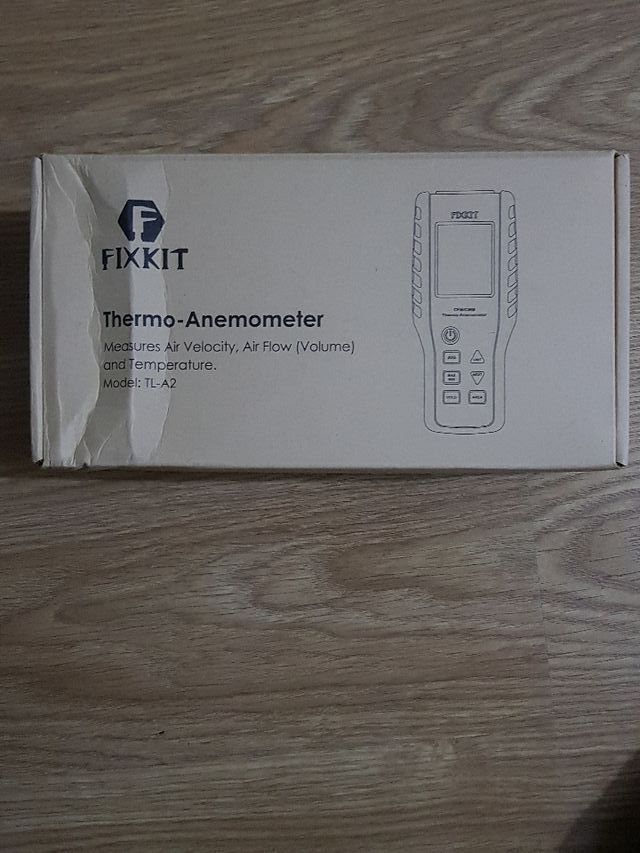 Dispositivo per misurare la velocità del vento