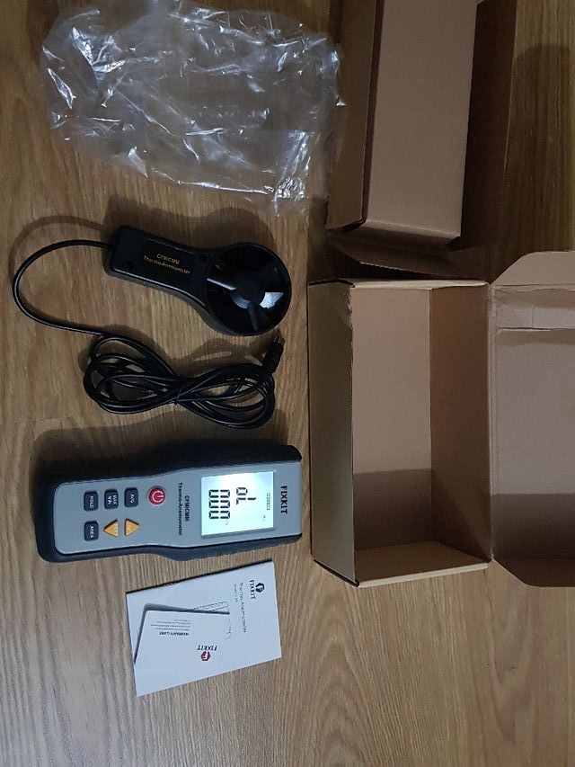 Dispositivo per misurare la velocità del vento