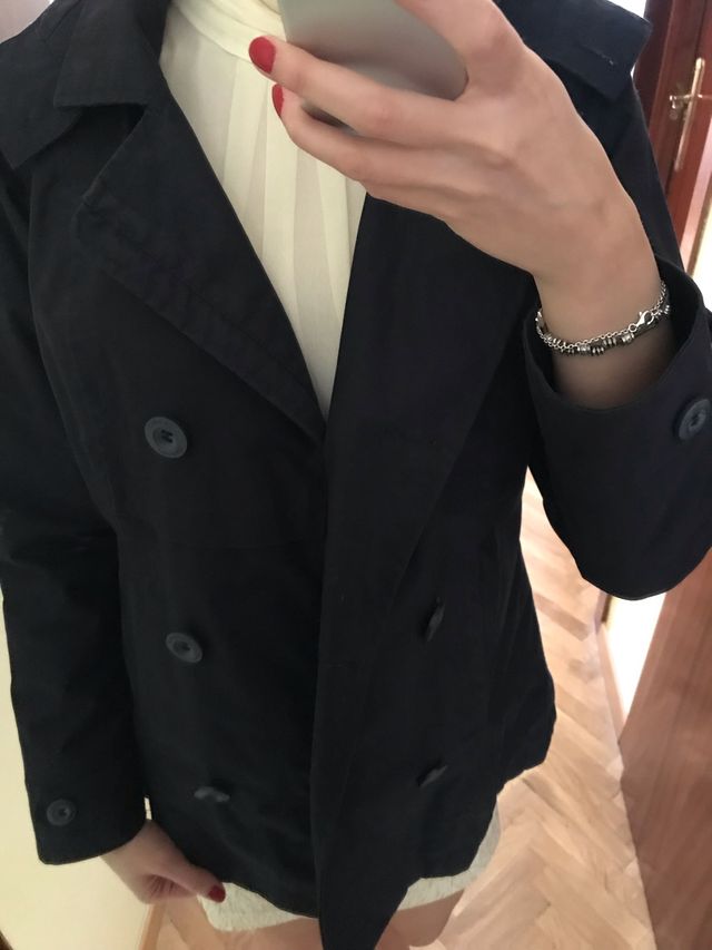 Anorak azul marino de Decathlon talla 36