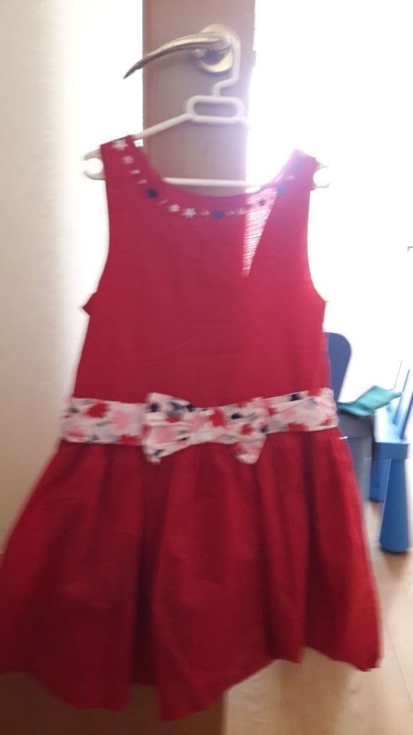 vestido fucsia. talla 9. sergent major