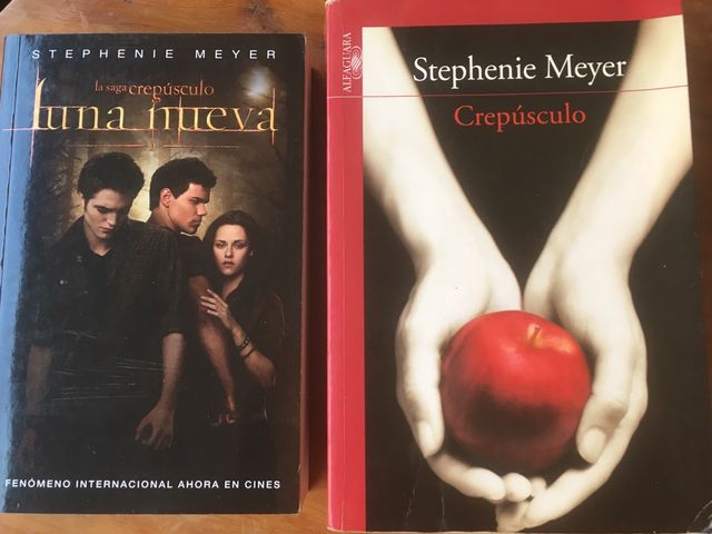 Libros crepúsculo y luna nueva