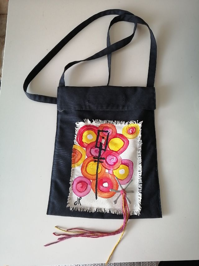Bolso pintado a mano