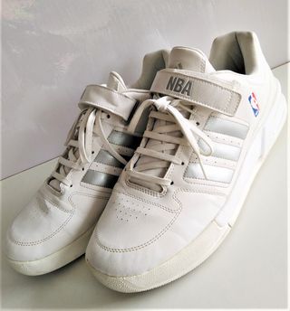 Zapatillas adidas de segunda mano en Mataró en WALLAPOP Zapatillas adidas de segunda mano en Mataró en WALLAPOP