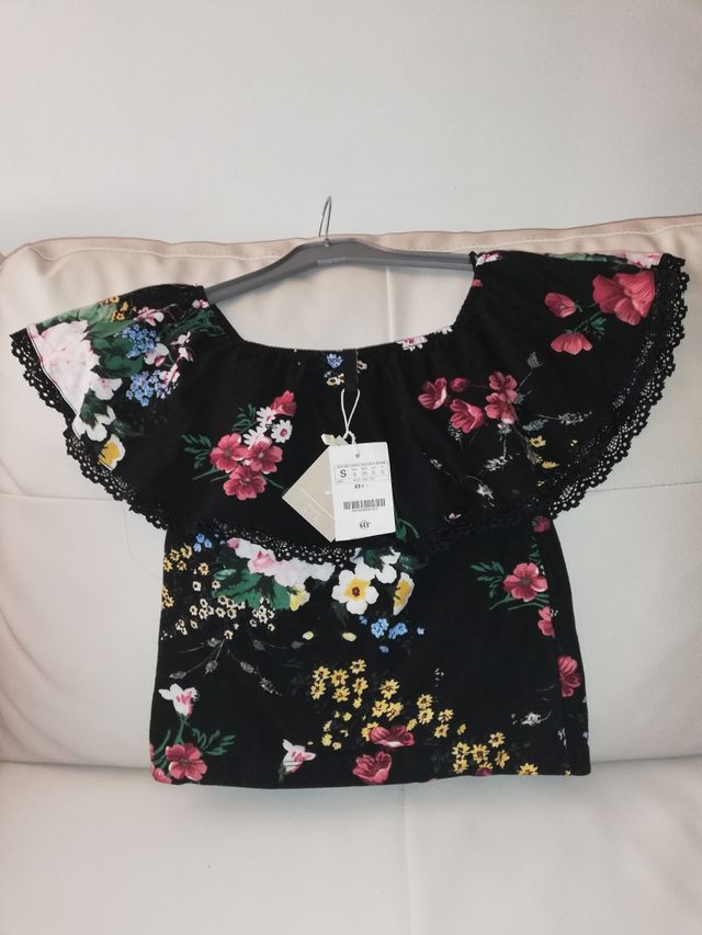 Top Stradivarius Nuevo.