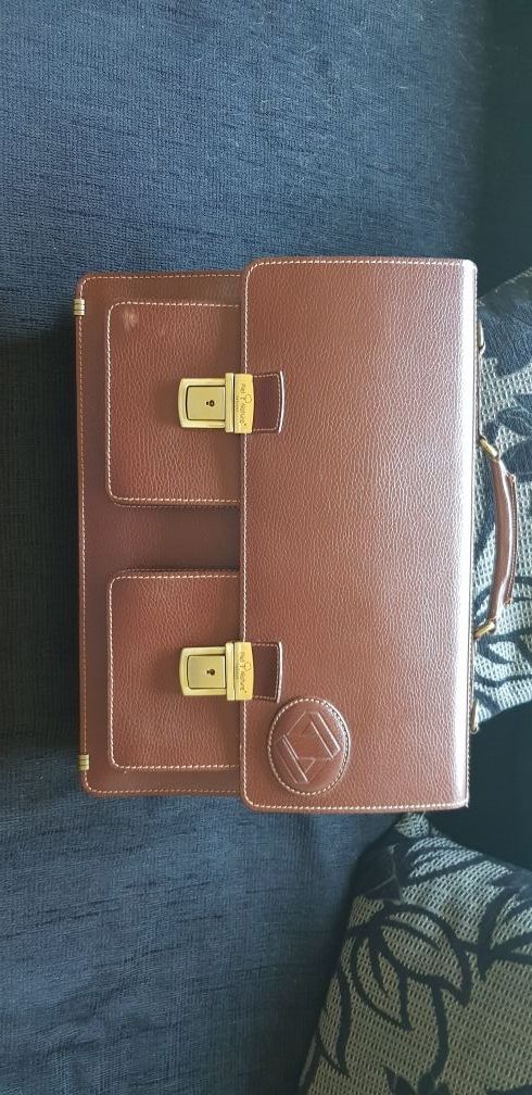 Maletín porta documentos de piel