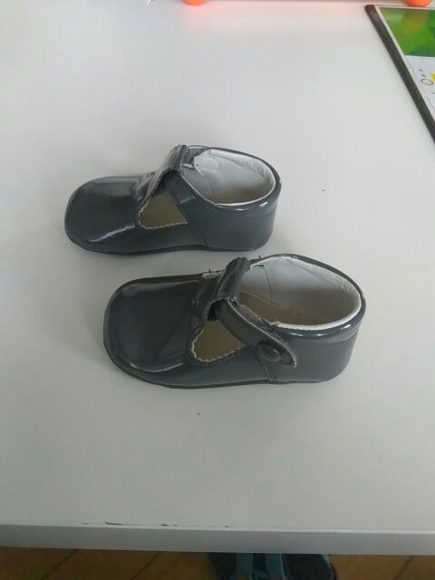 zapatos bebe Cuquitos número 19