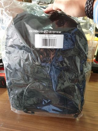 Mochila olympus nueva original de segunda mano por 45 EUR en Valencia en  WALLAPOP