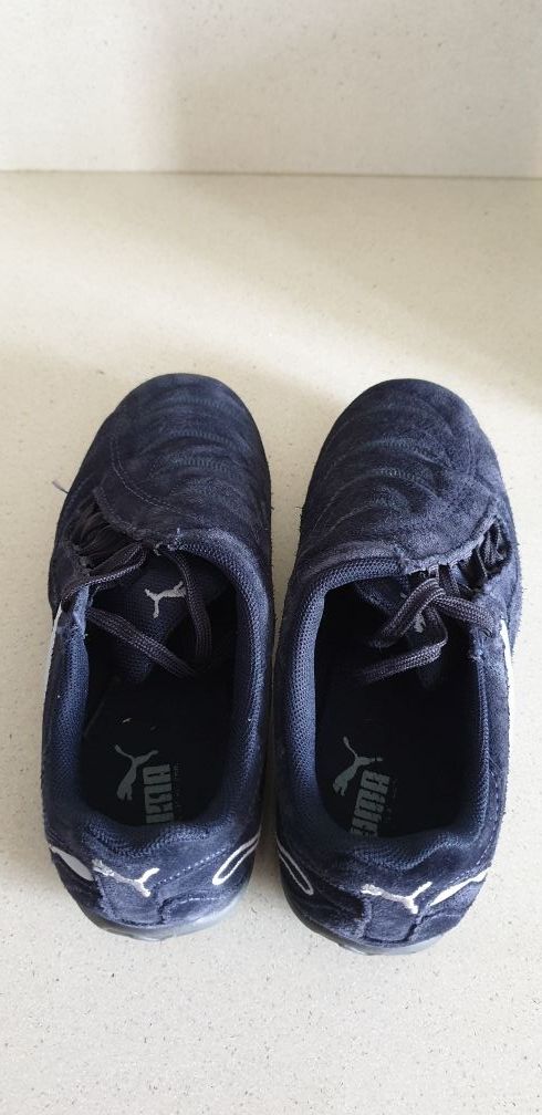 zapatillas  Puma.