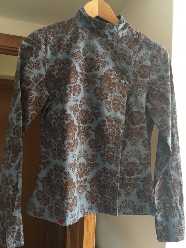 Camisa flores Laga talla S