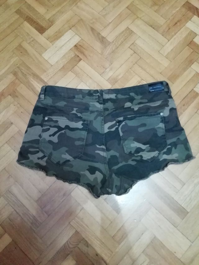 Pantalon short camuflaje