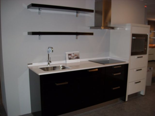 Cocina alto brillo de segunda mano por 600 € en Gilet en WALLAPOP