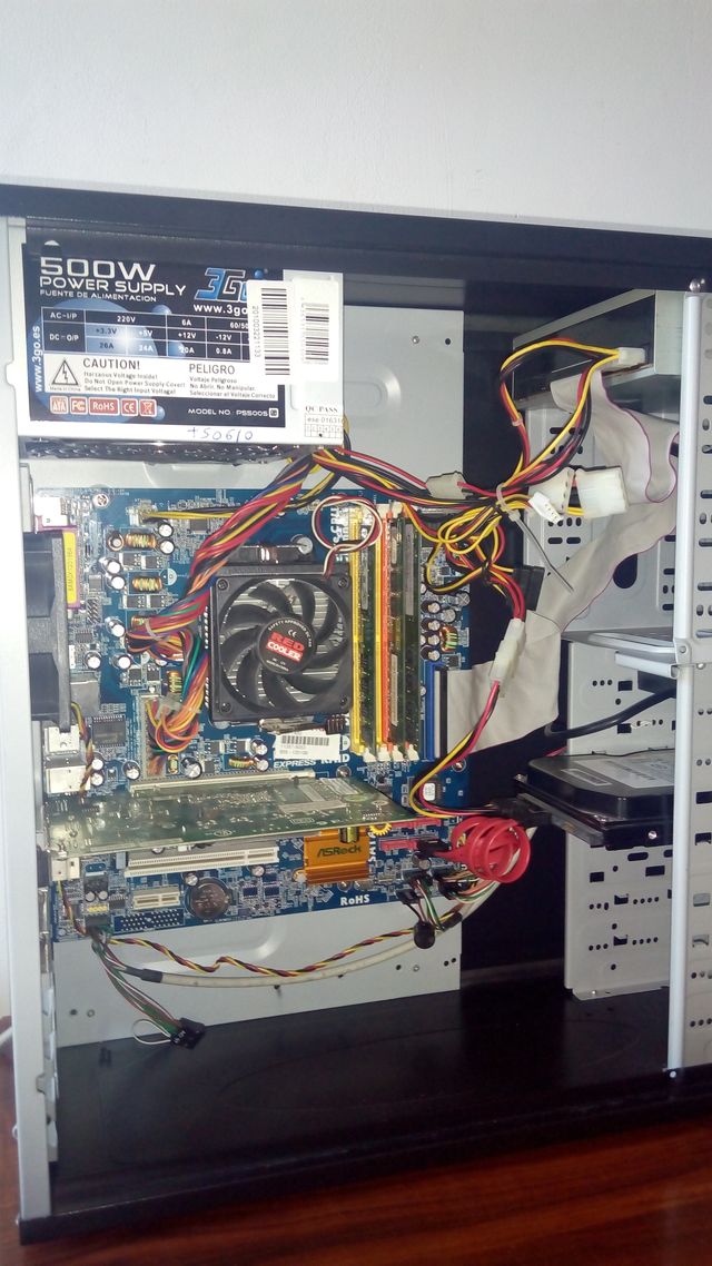 ORDENADOR DE SOBREMESA