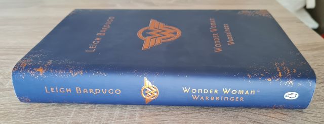 Wonder Woman Warbringer DC ICONS SERIES en inglés