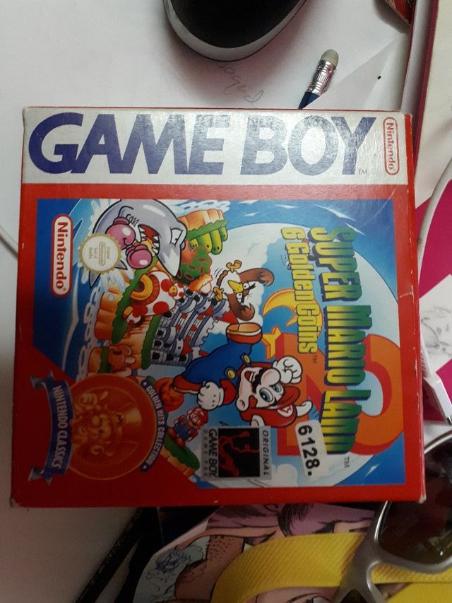 caja del juego con instrucciones