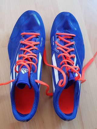 {keywor d} zapatillas clavos adidas
