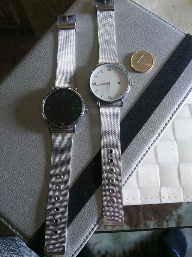preciosos relojes nuevos blanco y negro 25€