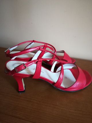 Wallapop Segunda Leganés Tacón En De Mano Piel Sandalias txosQBrChd