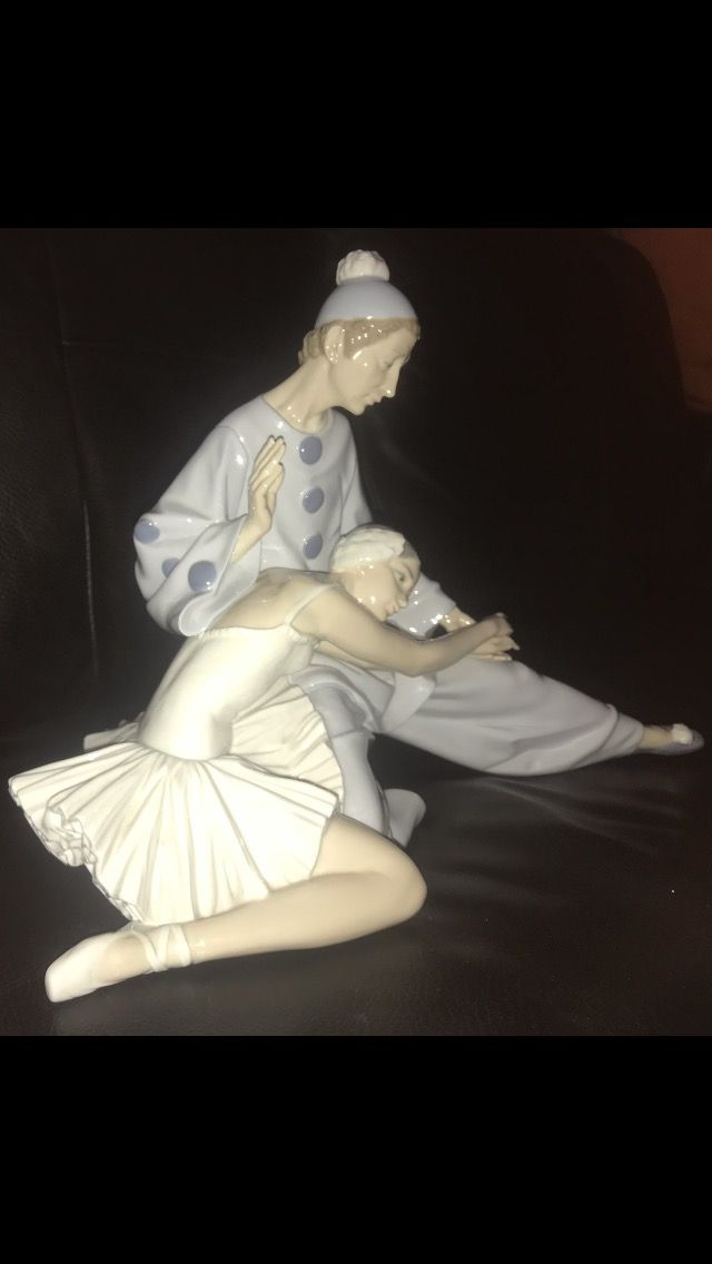 ARLEQUÍN Y BAILARINA LLADRÓ