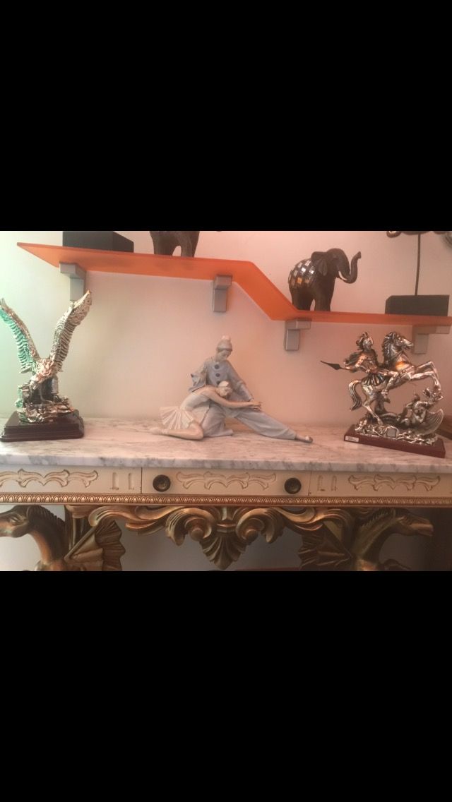 ARLEQUÍN Y BAILARINA LLADRÓ