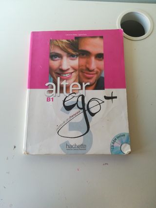 Libros de francés B1 de segunda mano en WALLAPOP