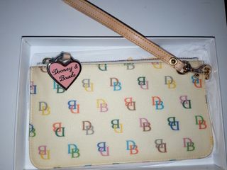 Cartera Dooney \u0026amp; Bourke de segunda mano por 10 EUR en Madrid en WALLAPOP