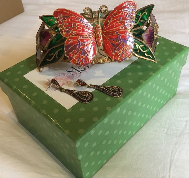 BODA/EVENTOS. Elegancia: zapatos,tocado,pendientes