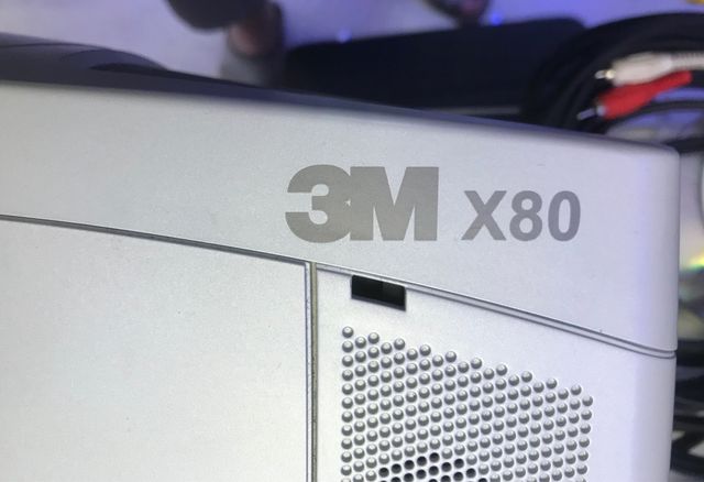 Proiettore professionale 3M x80 - 4.500 lumen