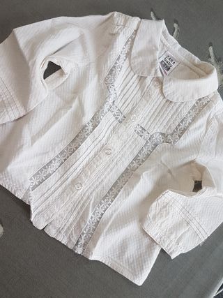Blusa bebe talla 9 12 meses de segunda mano por 4,99 € en Camisa blanca bebé niño 9 12 meses de segunda mano por 4