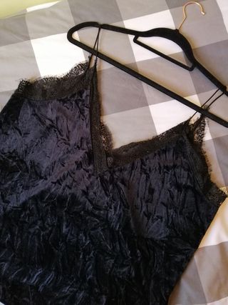 Blusa lencera negra Zara - Vinted