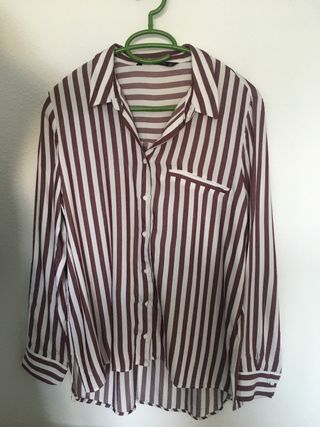 Camisa Zara Mujer de segunda mano por 5 € en Madrid en WALLAPOP Camisa vaquera mujer Zara de segunda mano por 5 € en Madrid