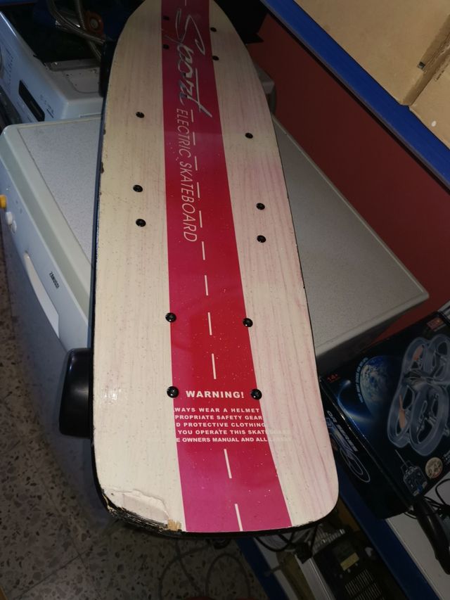 PATINETE ELÉCTRICO CON MANDO.