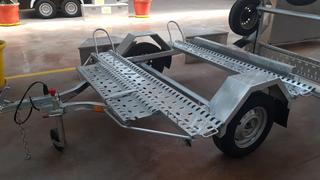 Remolque para motos transversal