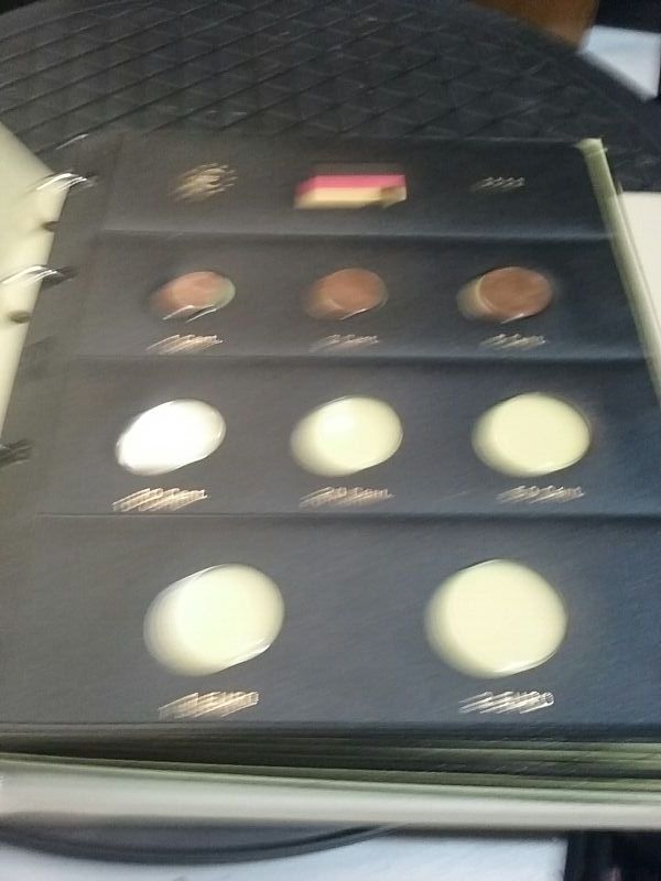 álbum monedas varias