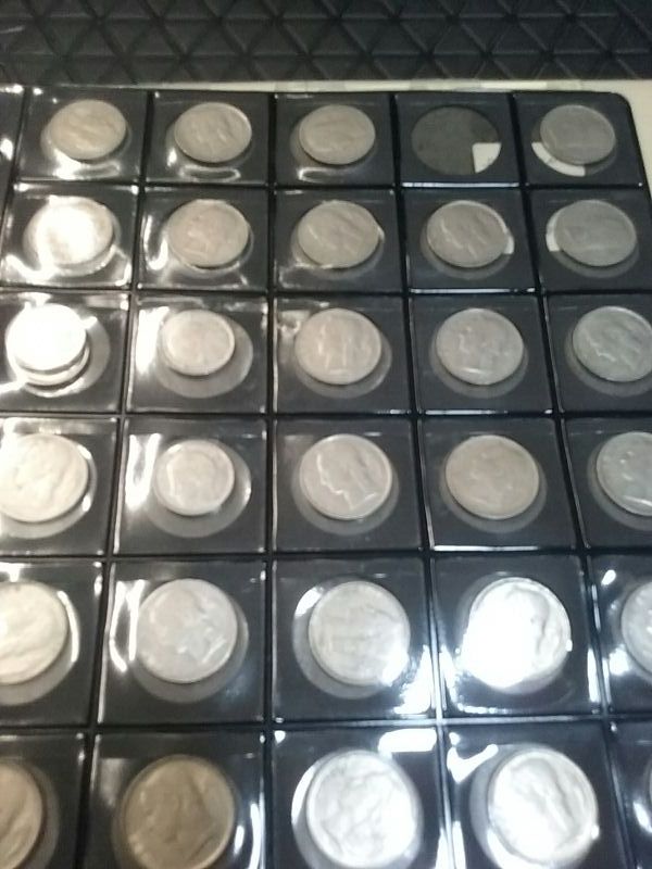 monedas varias álbum 