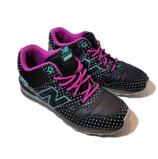 new balance de lunares new balance de lunares