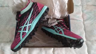 ASICS GEL FUJI Runnegade 2 para mujer NUEVAS 35,5 de segunda mano por 45  EUR en O Birloque en WALLAPOP