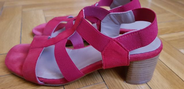 ZAPATOS de ANTEA. Número 35