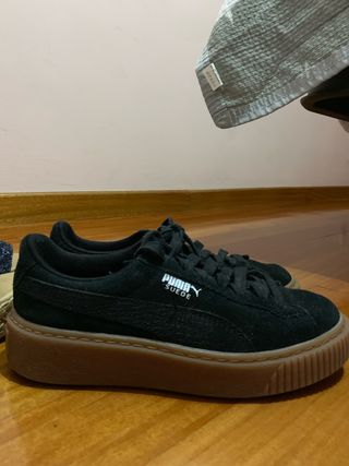 tenis pumas suede