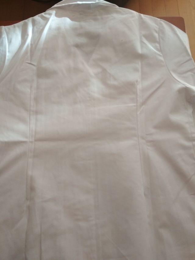 Bata blanca de laboratorio de talla G