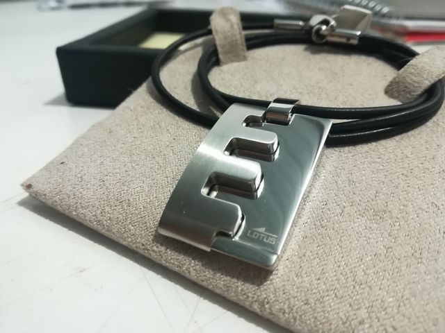 Colgante Lotus (sin usar) casual, moderno, metal