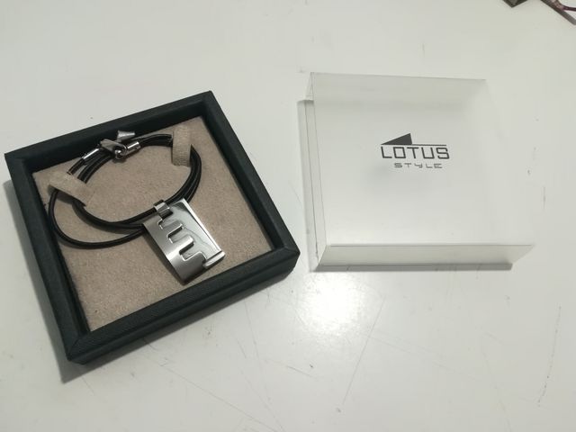 Colgante Lotus (sin usar) casual, moderno, metal