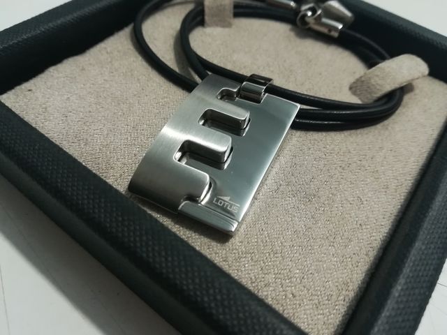 Colgante Lotus (sin usar) casual, moderno, metal